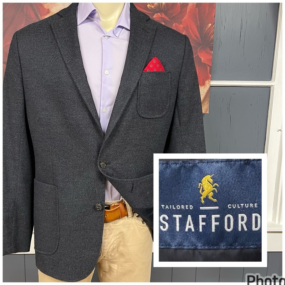 Stafford Blazer Sport Coat Mens 44R Polyester Blend Stretch Grayish Navy Flannel